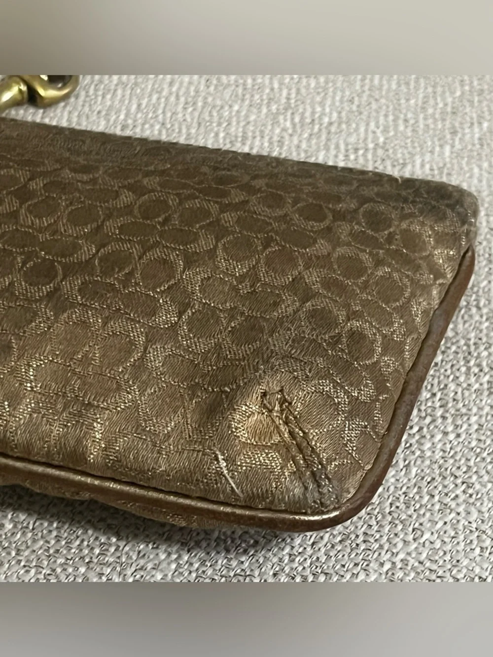 Coach Vintage Gold Signature Metallic Wristlet Clutch GUC - Picture 4 of 9